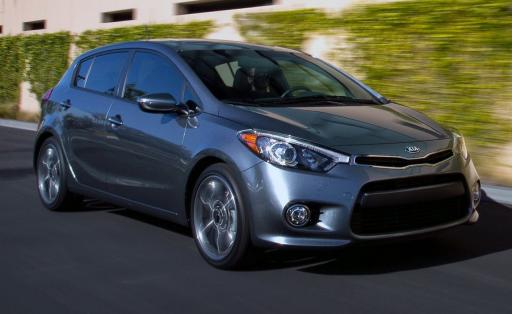 Sedan (Family Cars) - Kia Cerato Car Rental Mauritius 